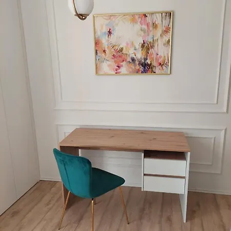 Tiffany Comfort Nis